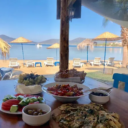 Bed & Breakfast Ertugrulun Tas Konaklari